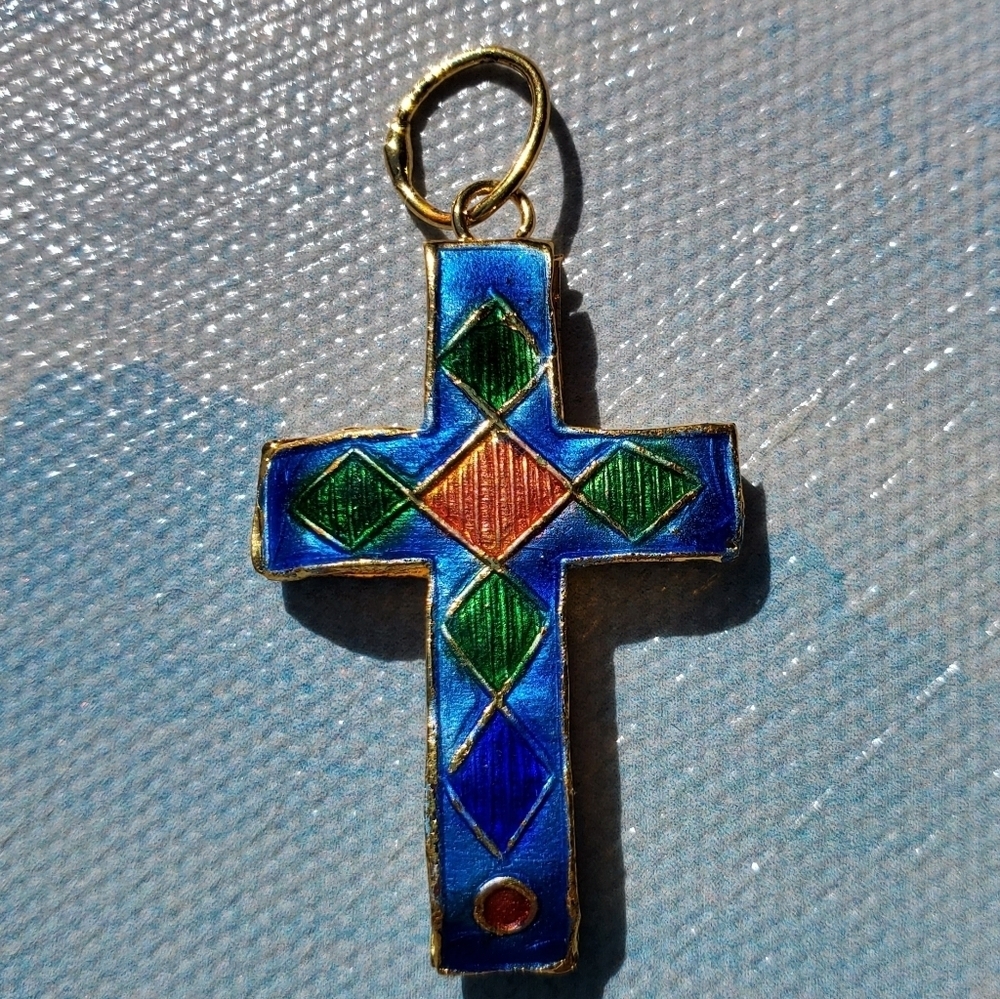 Enamel Cross Pendant - Picture 4 of 4